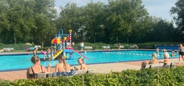 Familiebad met kinderen.jpeg